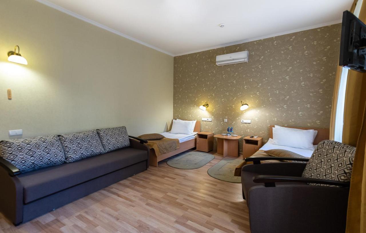 Salute Hotel Kiev Dış mekan fotoğraf