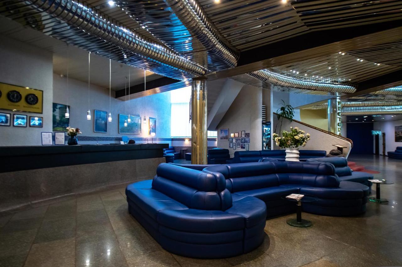 Salute Hotel Kiev Dış mekan fotoğraf