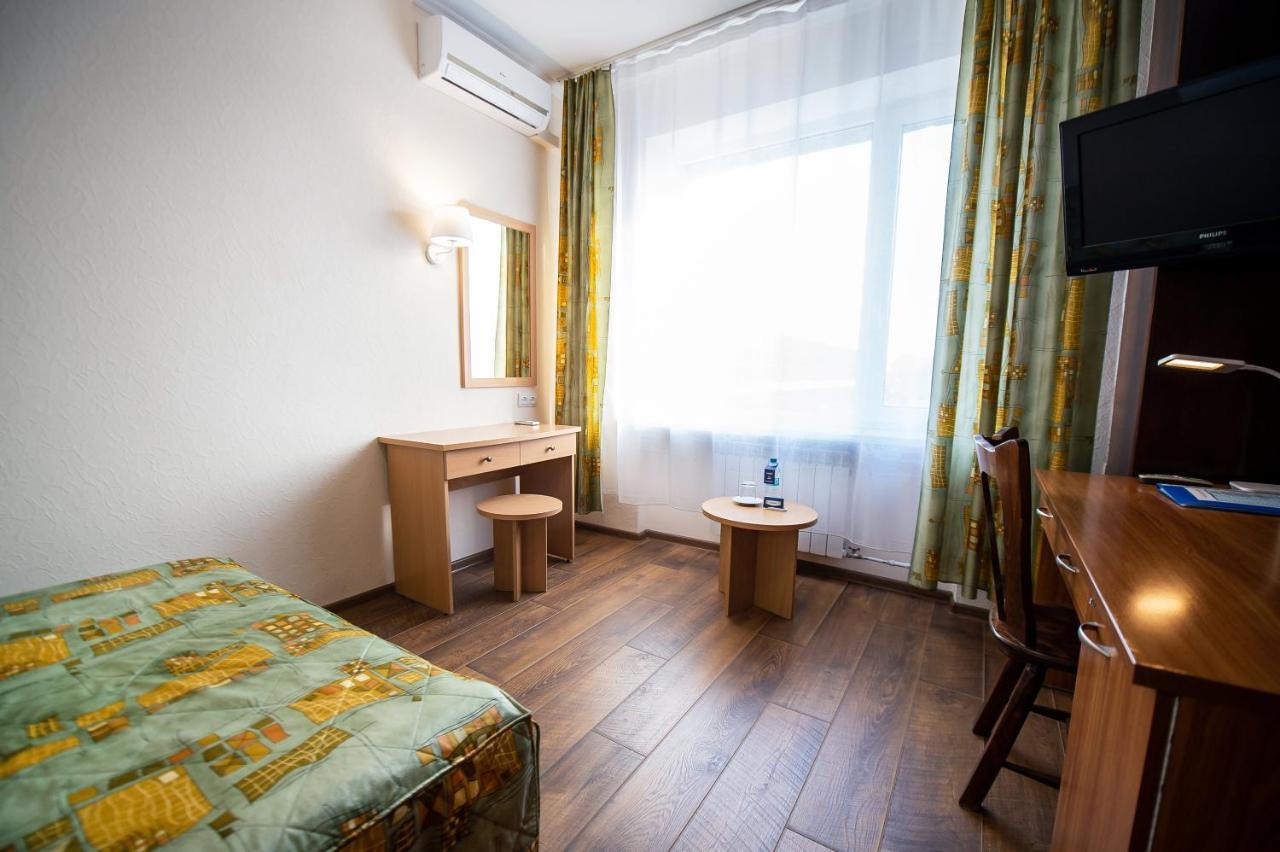 Salute Hotel Kiev Dış mekan fotoğraf
